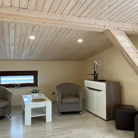 Apartament Przystan *