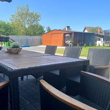 Εξοχικό σπίτι Apartament Przystan Lebcz